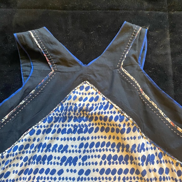 Top - Picture 2 of 3